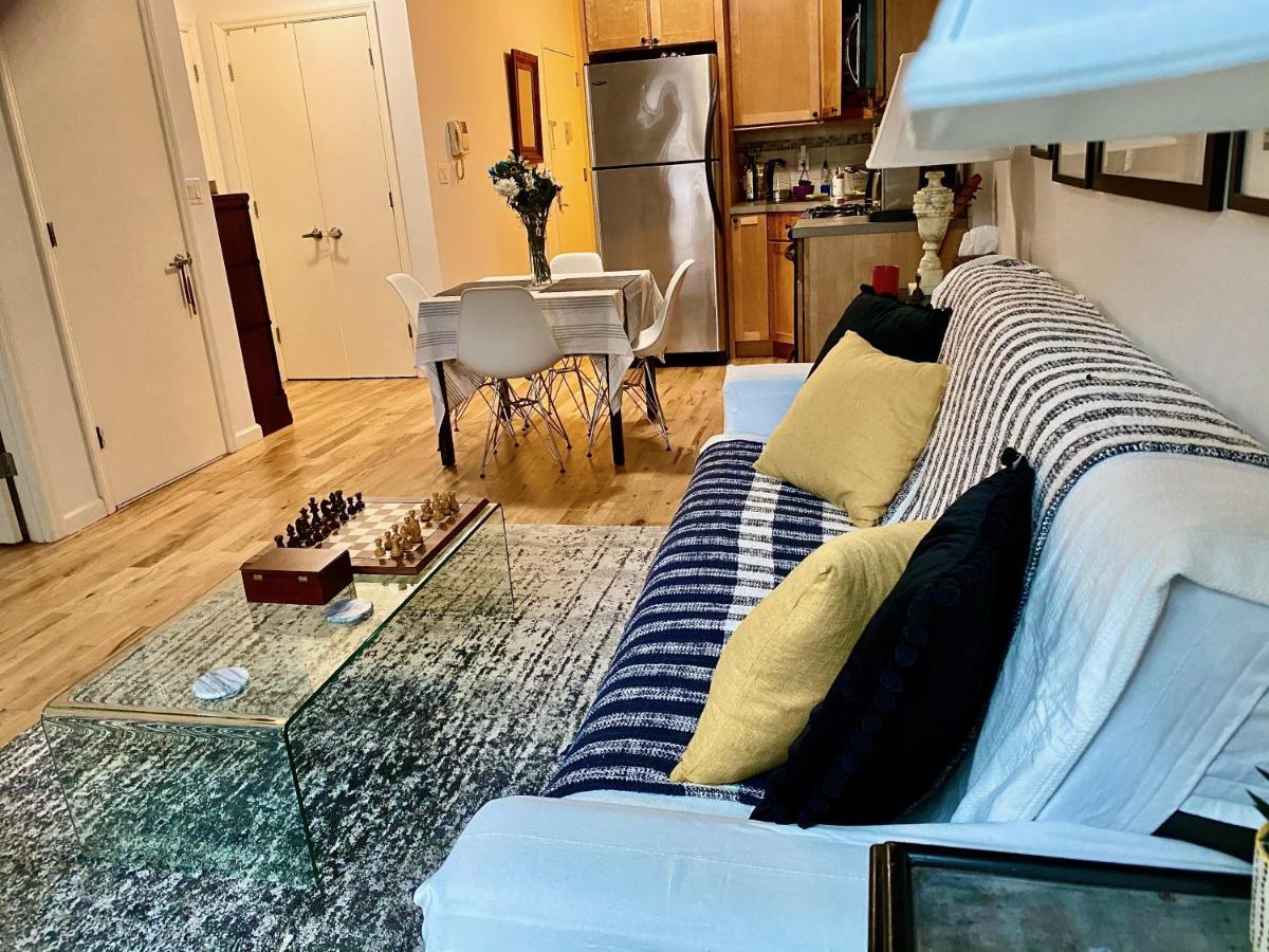 East Harlem Cozy Apartment นิวยอร์ก ภายนอก รูปภาพ