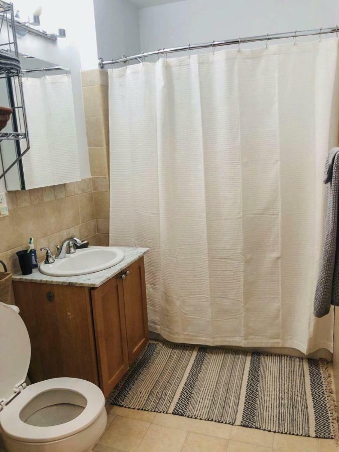 East Harlem Cozy Apartment นิวยอร์ก ภายนอก รูปภาพ